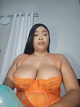 MadamPinky online show from July 2026 06:18:02 PM