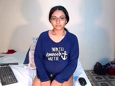 Snapshot of indiansweetflava chatting on November 2025 12:04:01 PM indiansweetflava online show from November 2025 12:04:01 PM