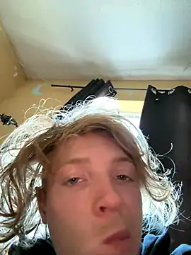 shhhh508 online show from October 2025 05:58:02 PM