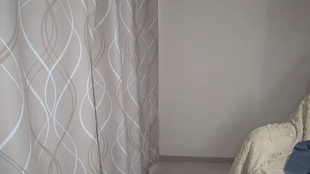 Snapshot of miss__Sophie chatting on December 2025 10:42:01 AM miss Sophie online show from December 2025 10:42:01 AM