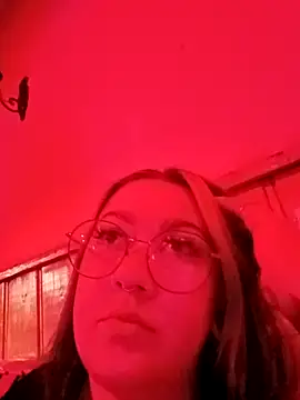 Snapshot of Dulcedeanis chatting on February 2026 03:02:01 AM Dulcedeanis online show from February 2026 03:02:01 AM