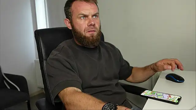 Stewart Barnz online show from October 2025 10:45:01 AM