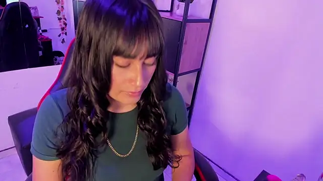 Snapshot of Dhaniela_Naugthy chatting on October 2025 04:15:02 PM Dhaniela Naugthy online show from October 2025 04:15:02 PM