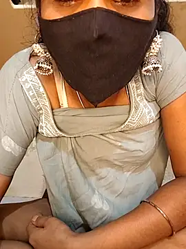 Snapshot of ranisanthutelugu chatting on November 2025 05:32:02 AM ranisanthutelugu online show from November 2025 05:32:02 AM