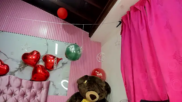 Mindy 19 online show from March 2026 11:03:01 AM