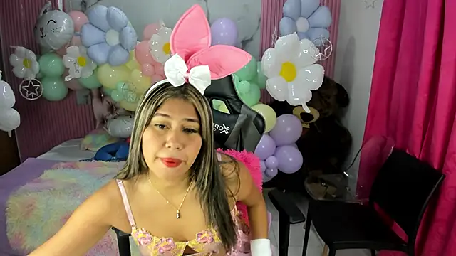 Mindy 19 online show from March 2026 10:59:02 AM