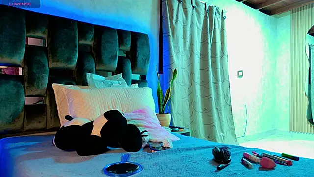 Taurito    online show from October 2025 06:03:02 AM