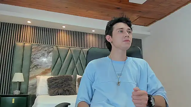 Michael blue online show from September 2025 04:01:02 PM