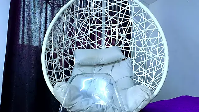 Snapshot of cuteeimy chatting on December 2025 06:57:02 PM cuteeimy online show from December 2025 06:57:02 PM