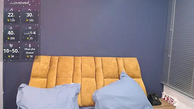 Snapshot of KendraaSimons chatting on December 2025 07:52:02 PM KendraaSimons online show from December 2025 07:52:02 PM