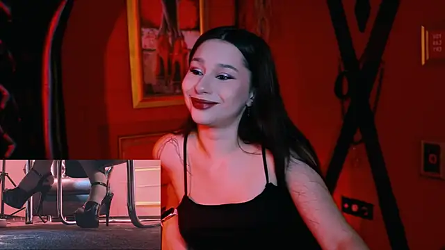 KimClarks  online show from September 2025 12:30:01 PM