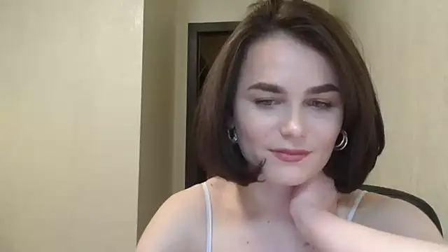 Silviaa a online show from April 2026 07:30:01 PM