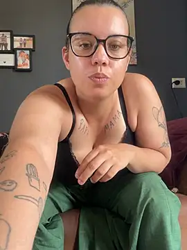 mysteriousmilf online show from June 2026 09:14:01 AM
