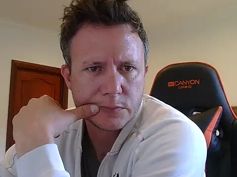 TroyDieselXXX online show from March 2026 05:00:02 AM