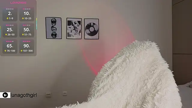 IamLuna2006 online show from April 2026 04:53:01 AM