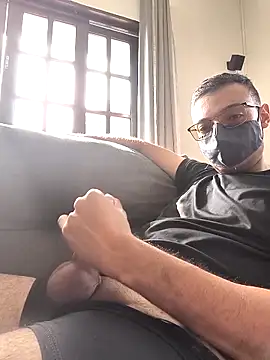 Snapshot of mikeara90 chatting on September 2025 12:05:02 PM mikeara90 online show from September 2025 12:05:02 PM