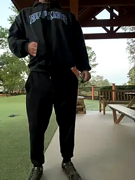 cyclone1212 online show from November 2025 11:33:01 AM