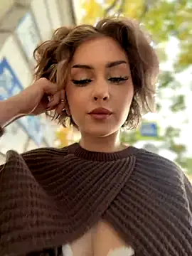 KellyKeler online show from November 2025 01:01:02 PM