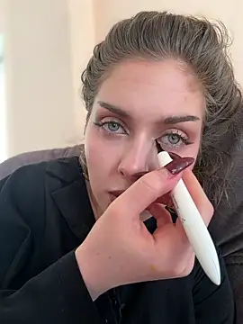 KellyKeler online show from February 2026 10:10:01 AM