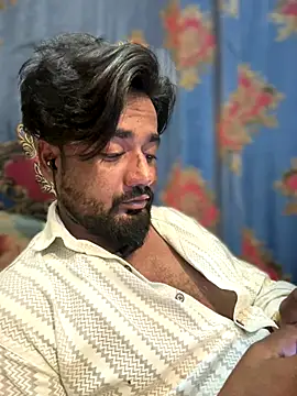 Snapshot of Munny6677 chatting on November 2025 06:51:01 PM Munny6677 online show from November 2025 06:51:01 PM