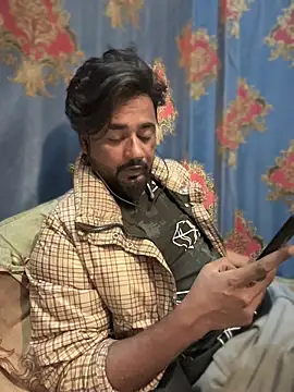 Snapshot of Munny6677 chatting on November 2025 07:12:02 PM Munny6677 online show from November 2025 07:12:02 PM