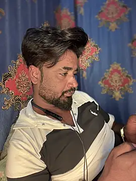 Snapshot of Munny6677 chatting on November 2025 06:52:01 PM Munny6677 online show from November 2025 06:52:01 PM