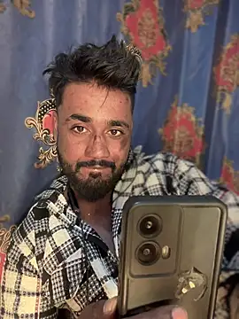 Snapshot of Munny6677 chatting on November 2025 06:18:02 PM Munny6677 online show from November 2025 06:18:02 PM