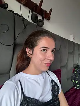 AllieYourGirl online show from December 2025 10:36:01 PM