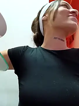 Arii collins1 online show from December 2025 08:59:01 PM