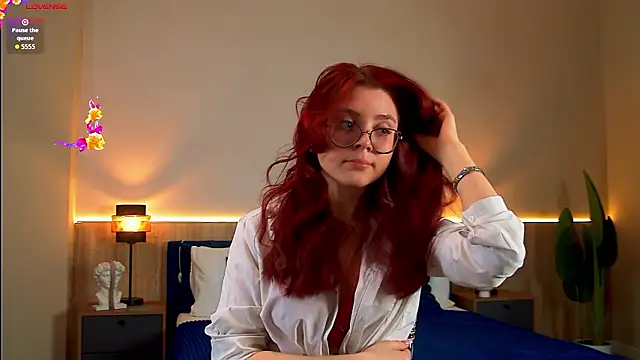 Nora  Ray online show from February 2026 07:28:01 PM