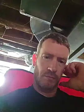 Snapshot of Sampzon chatting on October 2025 06:06:02 PM Sampzon online show from October 2025 06:06:02 PM