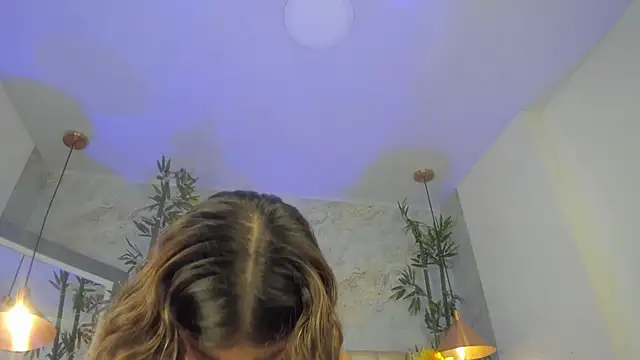 LittleeJaz online show from December 2025 02:28:02 AM