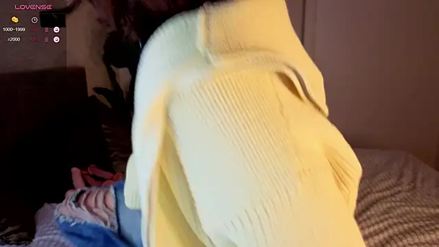 Snapshot of NIghtFloat chatting on September 2025 07:14:02 PM NIghtFloat online show from September 2025 07:14:02 PM