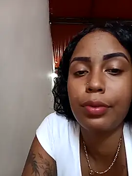 Fernanda30 online show from October 2025 05:26:02 PM