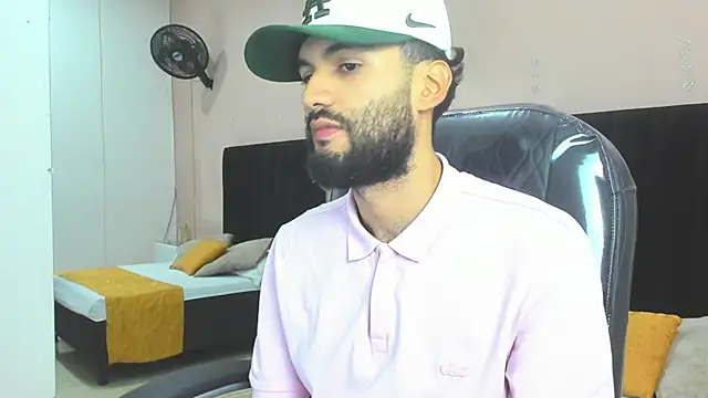 Snapshot of Ryan_Jackson_ chatting on November 2025 05:52:01 AM Ryan Jackson online show from November 2025 05:52:01 AM