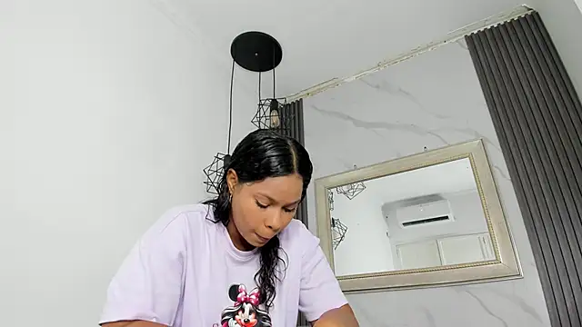 keyla mejia online show from April 2026 12:13:01 PM