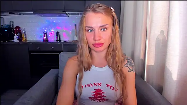 Snapshot of MashaFromRussia__ chatting on September 2025 07:51:02 AM MashaFromRussia   online show from September 2025 07:51:02 AM