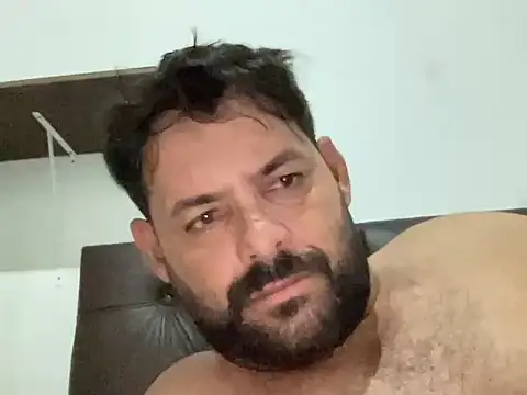 Snapshot of Almir10 chatting on February 2026 09:13:01 PM Almir10 online show from February 2026 09:13:01 PM