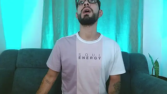 Snapshot of ReyPablo1 chatting on October 2025 07:25:02 PM ReyPablo1 online show from October 2025 07:25:02 PM