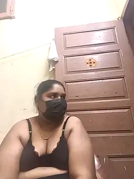 Snapshot of Villageanuty chatting on November 2025 10:37:01 AM Villageanuty online show from November 2025 10:37:01 AM