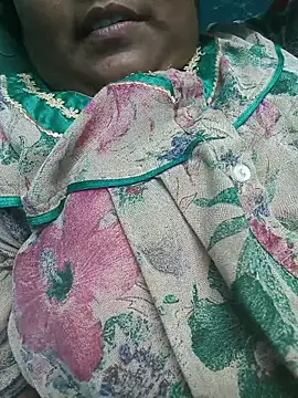 Snapshot of Villageanuty chatting on January 2026 03:47:01 PM Villageanuty online show from January 2026 03:47:01 PM