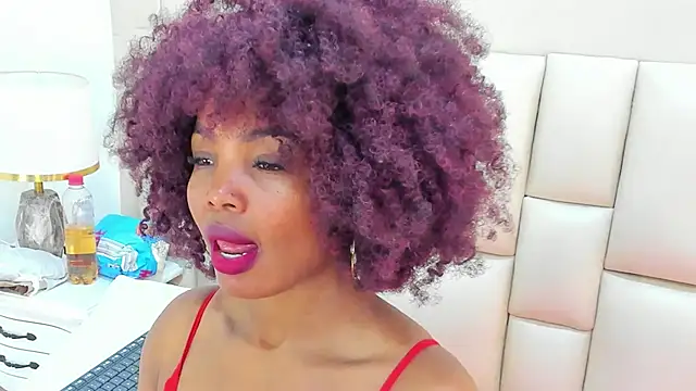 Snapshot of dakhota___ chatting on November 2025 11:18:02 AM dakhota online show from November 2025 11:18:02 AM