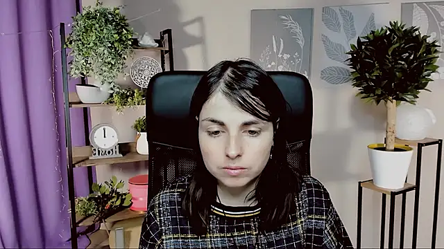 MartaEdams online show from March 2026 06:18:01 AM