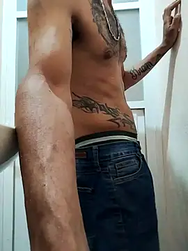 Snapshot of wolfsexmxn chatting on September 2025 06:18:01 PM wolfsexmxn online show from September 2025 06:18:01 PM