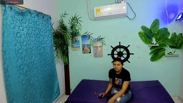 eladyrous98 online show from February 2026 01:15:01 PM