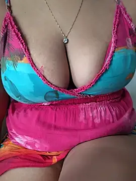 Snapshot of jadeamourim__ chatting on May 2026 06:16:01 PM jadeamourim online show from May 2026 06:16:01 PM