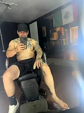 crazybarber69 online show from September 2025 06:48:02 AM