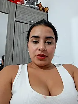 channell0 online show from September 2025 04:56:02 AM