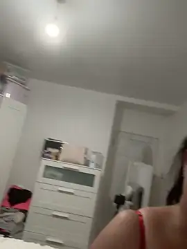 Snapshot of Kayla-Foxx chatting on October 2025 12:00:02 AM Kayla-Foxx online show from October 2025 12:00:02 AM