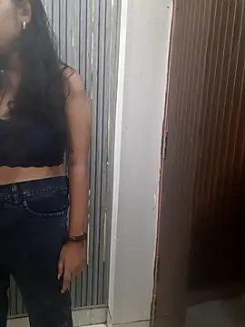 Kavya68 online show from October 2025 06:26:02 AM